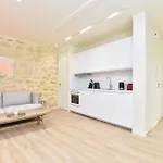 Spacious Apartment - 3Br-8P - Moulin Rouge
